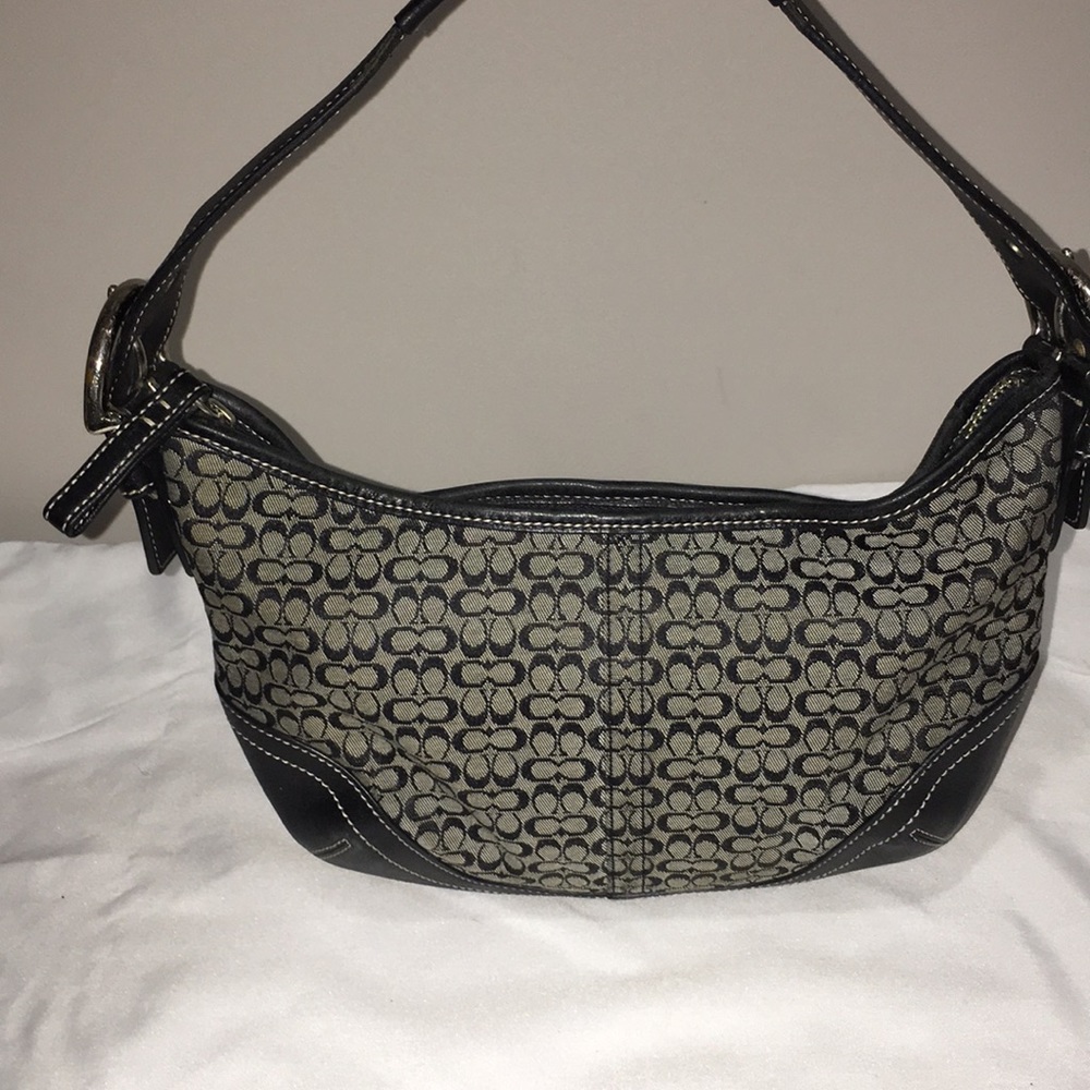 COACH PURSE - Picture 3 of 8
